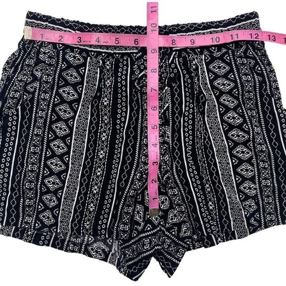 BeBop Shorts Juniors' XS Black White Pockets Comfort Soft Faux-Drawstring NEW - Picture 4 of 12